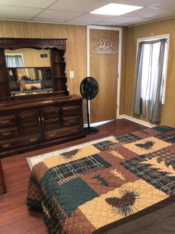 Adirondack Room