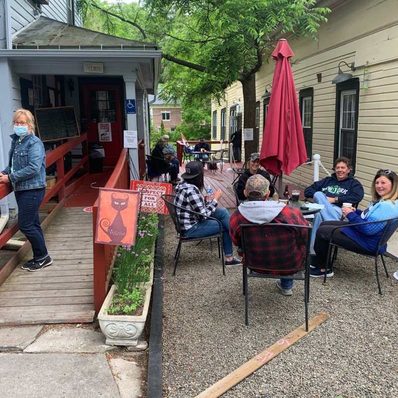 black Cat outside seating