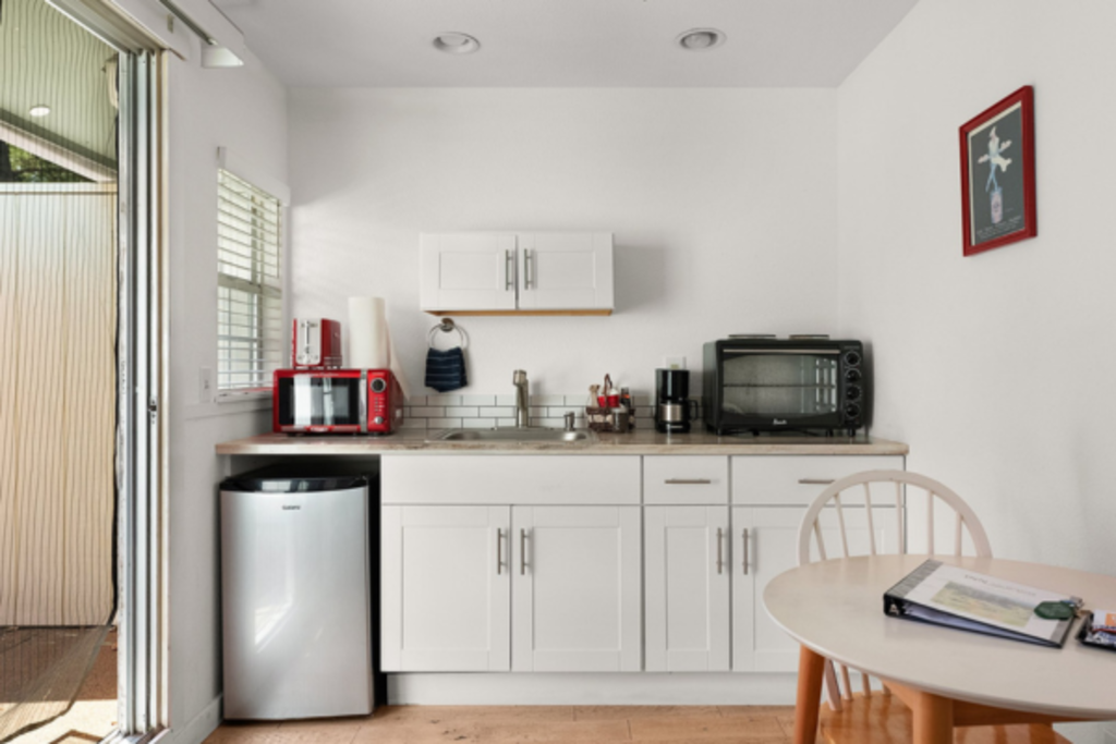 Specific rooms have cooking capabilities