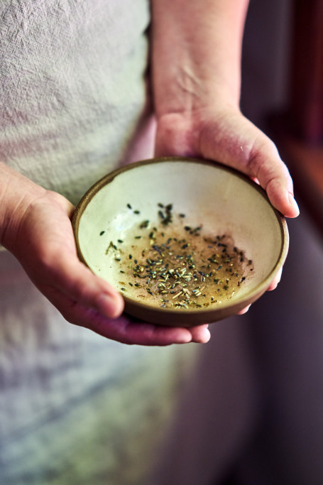 We also offer a manuka honey mask to reveal deeply nourished skin.