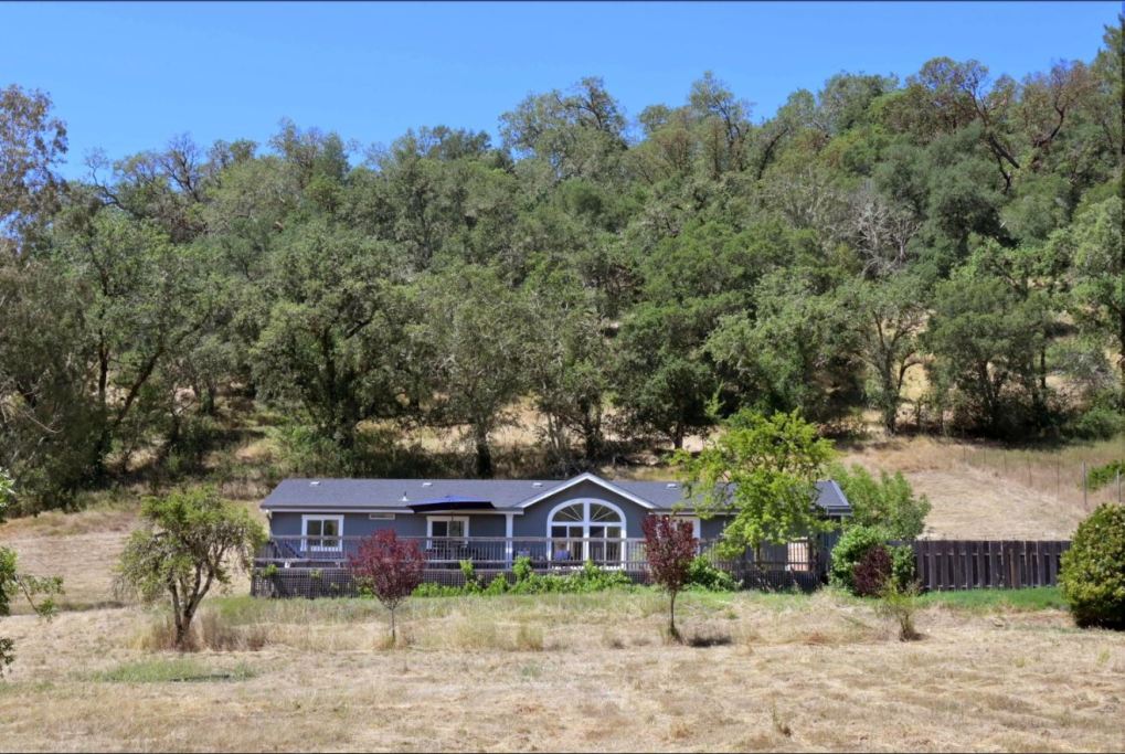 Calistoga Vineyard Getaway