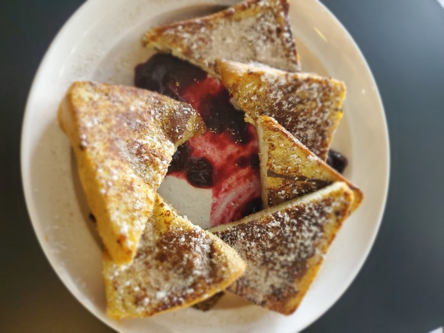 Chila Killer Cafe French Toast