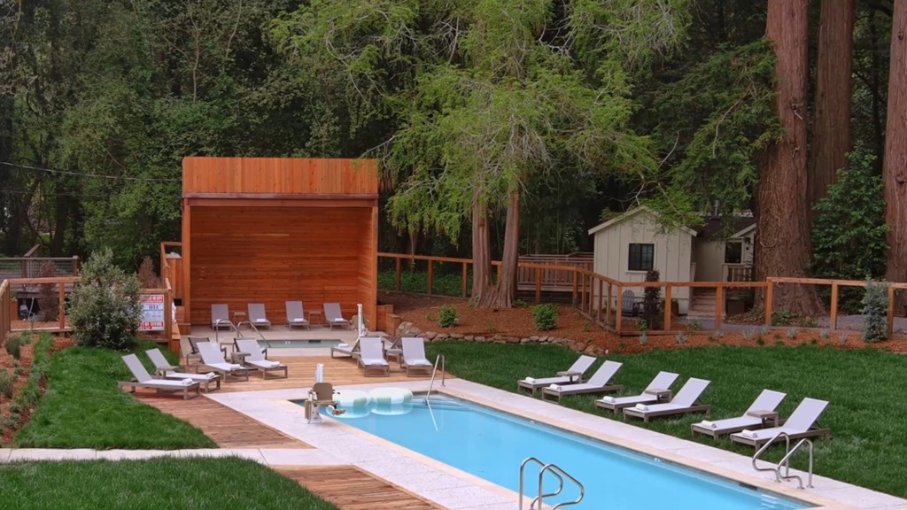 Boathouse Pool