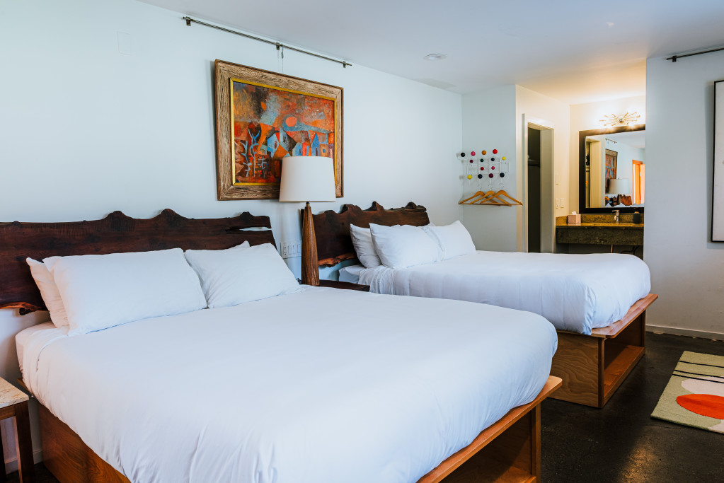 Double Queen Room