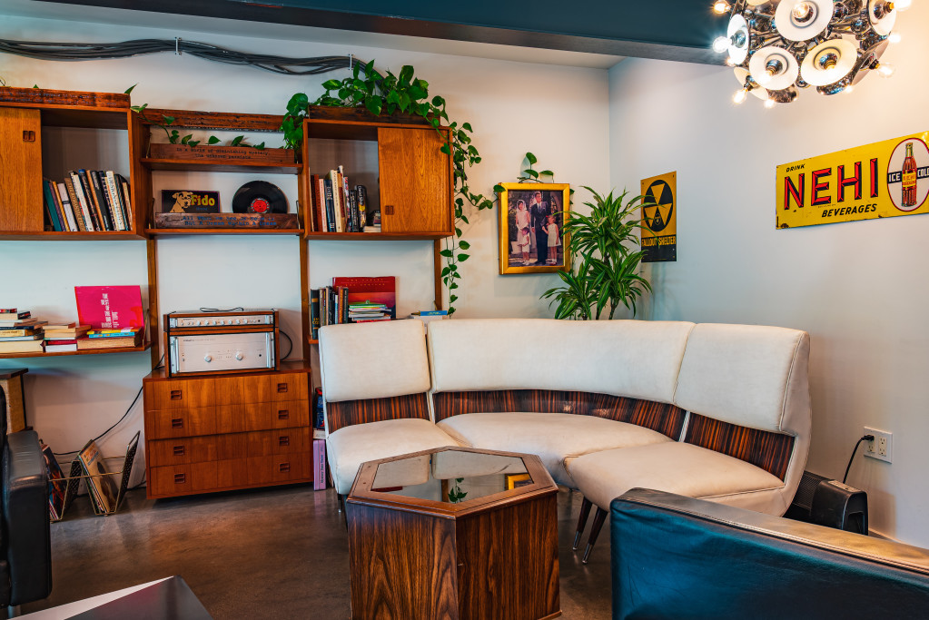 Astro Lounge