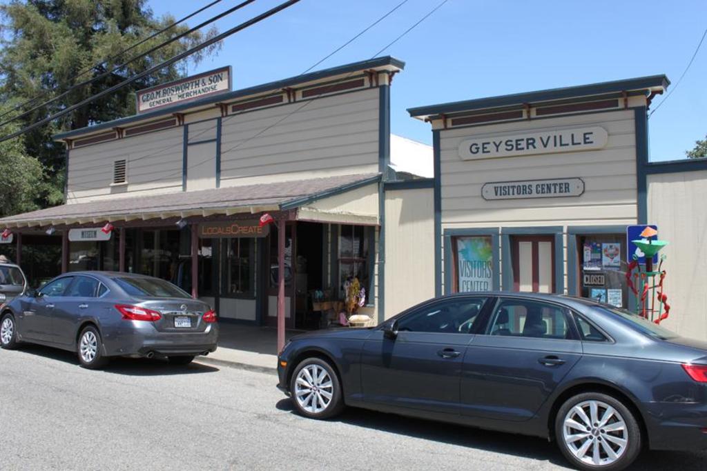Geyserville Visitor Center