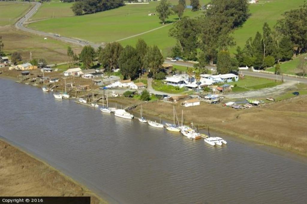 Gilardi's Lakeville Marina