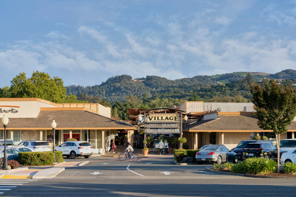 Bra Stores Near Montgomery Village Shopping Center, Santa Rosa, CA
