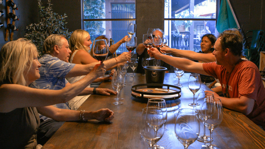 Our standard tour shows you around town and visits one winery (tastings cost extra)