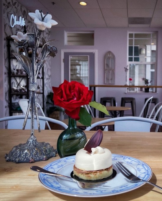 Fleur Sauvage Chocolates small dessert, Chocolate Shop Vibes, Atmosphere, Small shop, Mom Pop shop