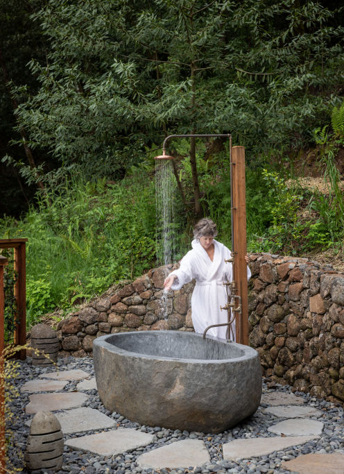The Barn Villa - Outdoor Balinese Bath