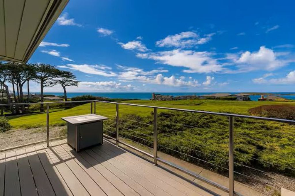 The Bodega Bay Retreat - Deck