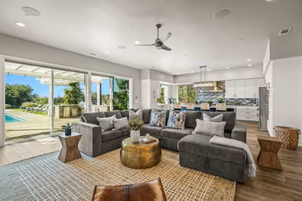 The Overlook - Living Room