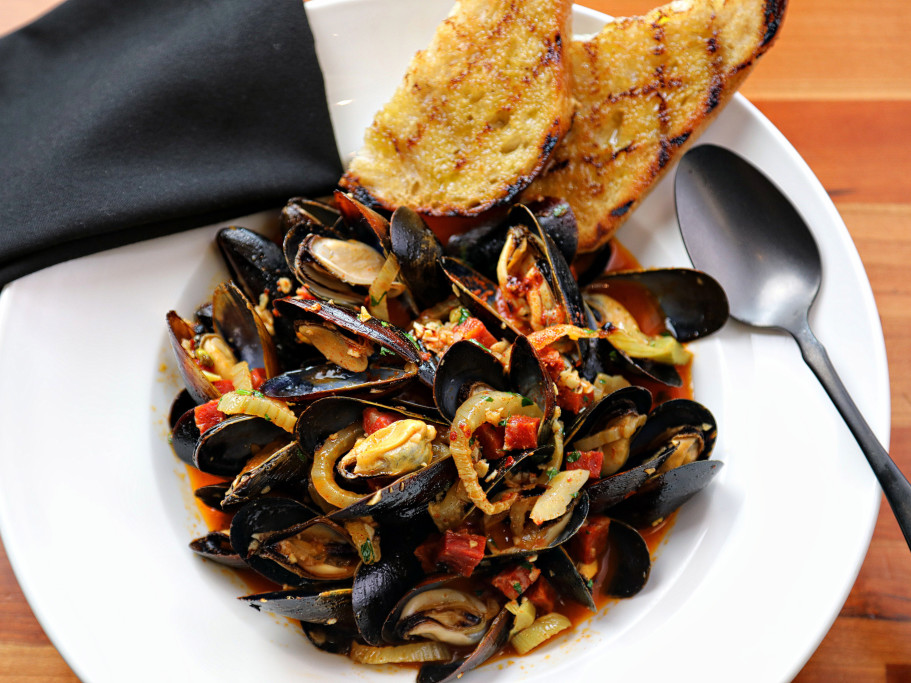 Wood oven roasted mussels at Jackson's Bar and Oven - Photo by Will Bucquoy