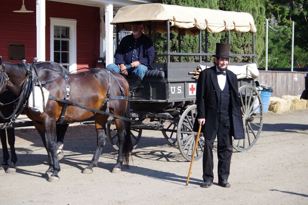 President Lincoln and the ambulance