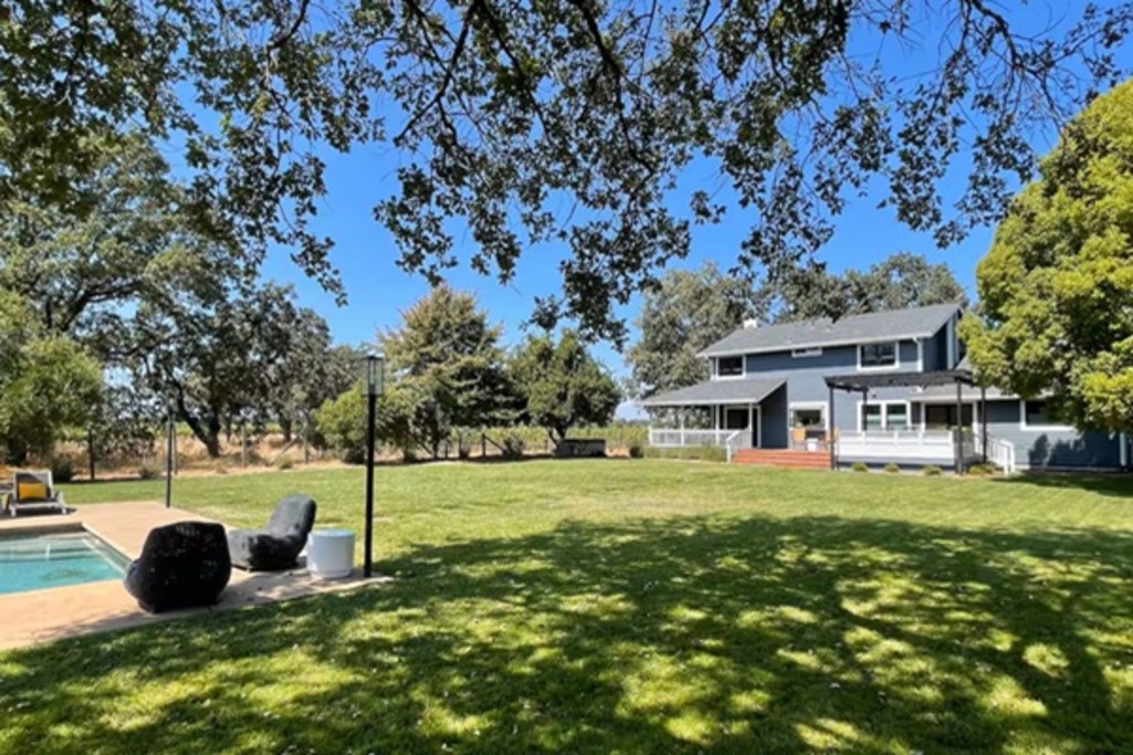 Abramson Ranch - Backyard