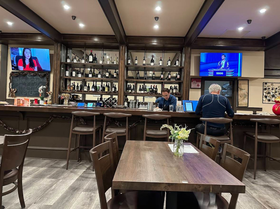 China Village, Santa Rosa - Interior