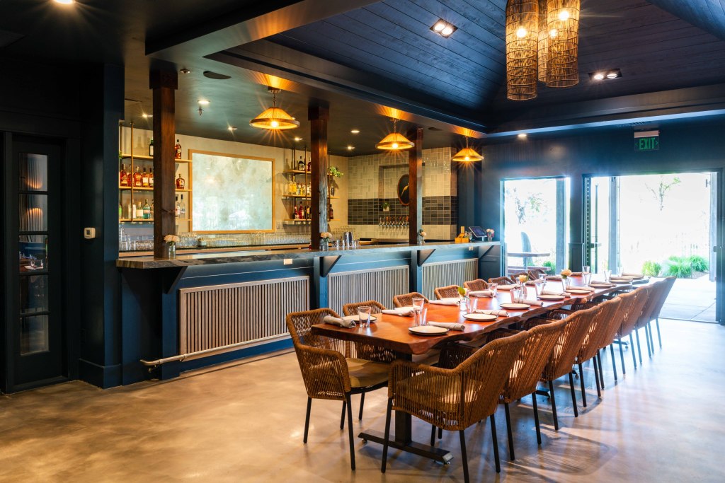 Waterhawk Lake Club - Indoor