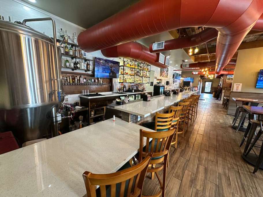 Mountain Mike's Pizza Cleveland Ave.