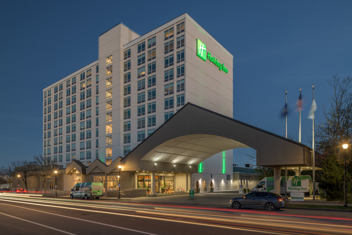 Holiday Inn Portland - By the Bay Exterior Night