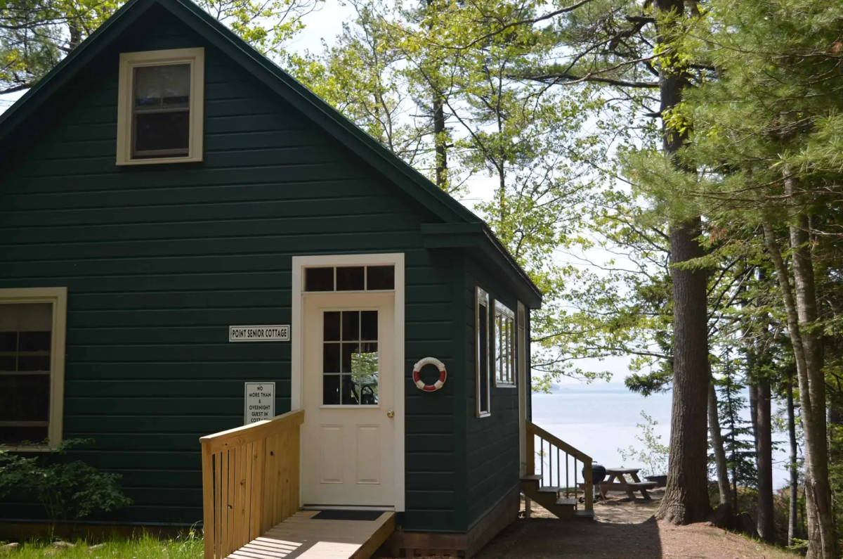 For over 50 years, our award-winning campground has welcomed happy campers from all over the world to our 626 acres and four miles of oceanfront. Spectacular views of farmland and sea make you feel far away from it all. Onsite Farm Store, bike and kayak rentals, farm-based activities, hiking trails and demonstration barnyards and gardens will keep your whole crew content and engaged. Our location five miles from I-295, downtown Freeport, and L.L.Bean means that great shopping and restaurants are just minutes away.
