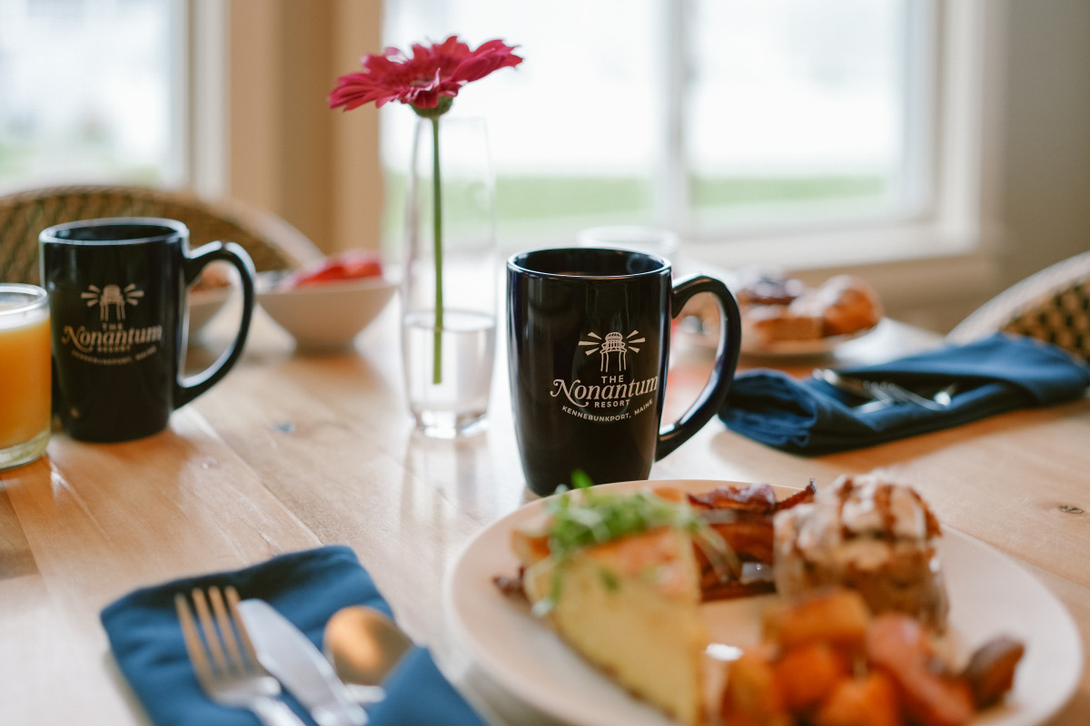 Start your day right with a delicious, complimentary buffet breakfast—included every day of your stay.