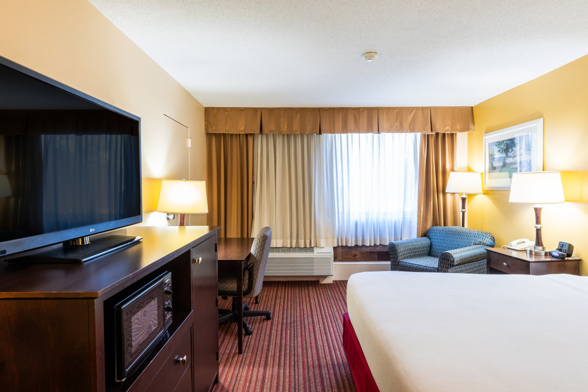 Fireside Inn & Suites Portland Interior Room - Portland, Maine