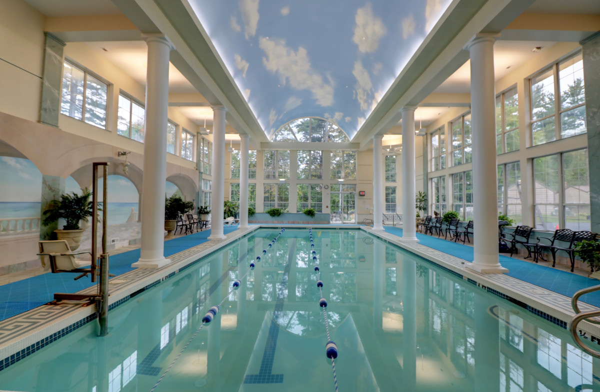 Senator Inn & Spa Indoor Pool