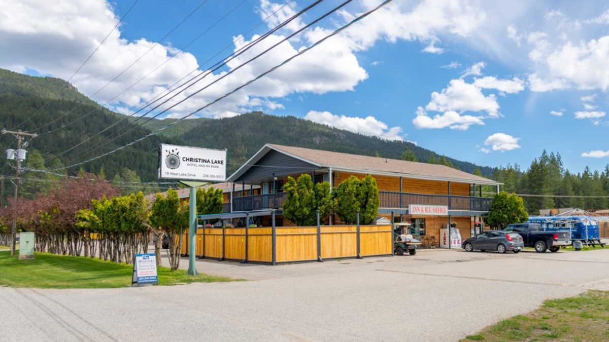 Christina Lake Motel & RV Park Travel British Columbia