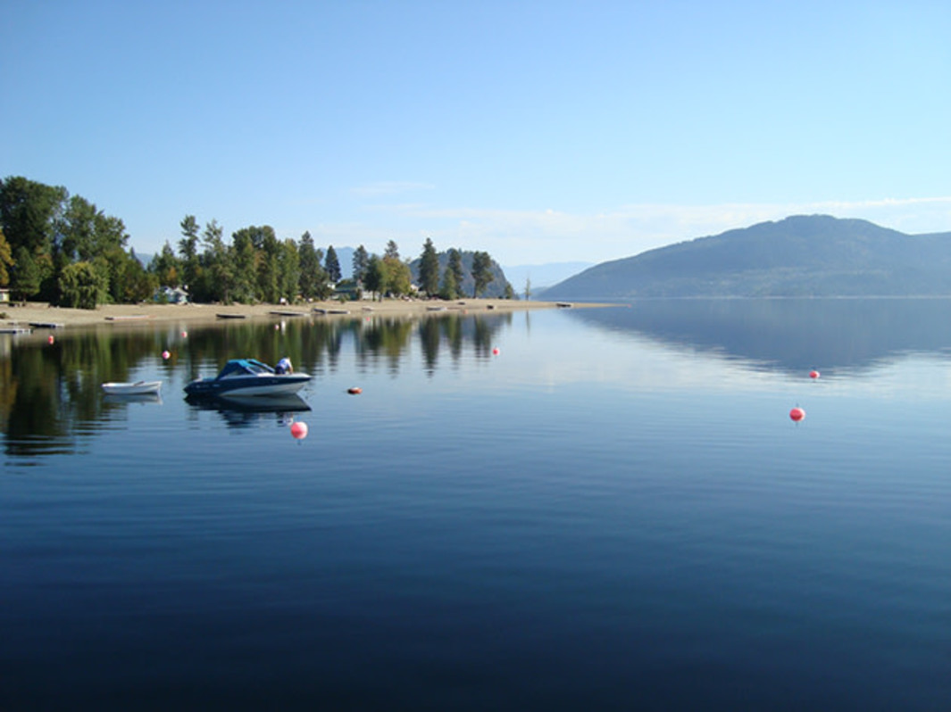 Scotch Creek Cottages Resort/Shuswap Vacation Rentals Travel British