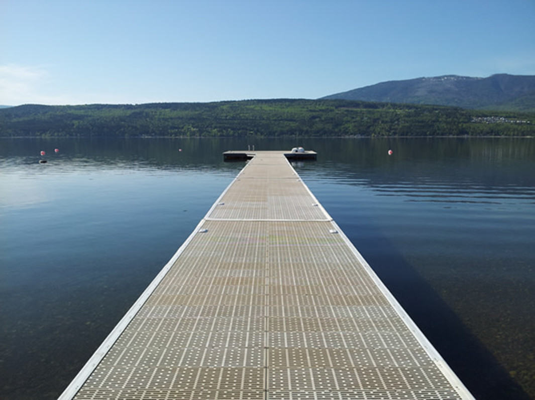 Scotch Creek Cottages Resort/Shuswap Vacation Rentals Travel British Columbia