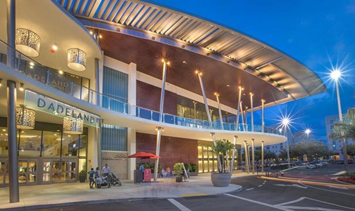 Dadeland Mall In Kendall FL