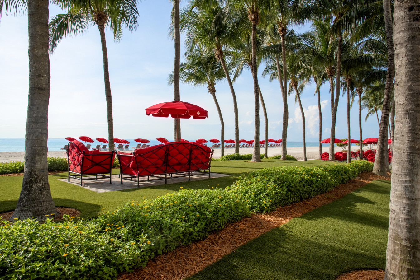 Acqualina Resort & Residences на Beach | Майами & Miami Beach