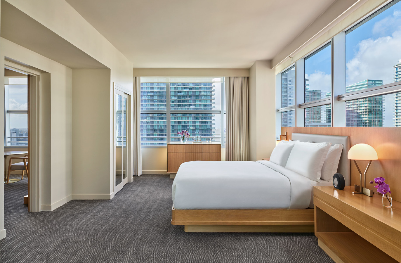 Roommate Brickell Miami