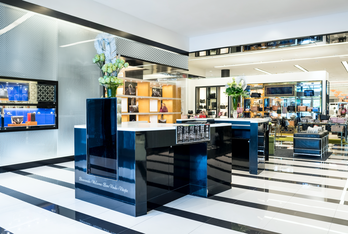 Louis Vuitton Aventura Bloomingdale's In Miami , Fl