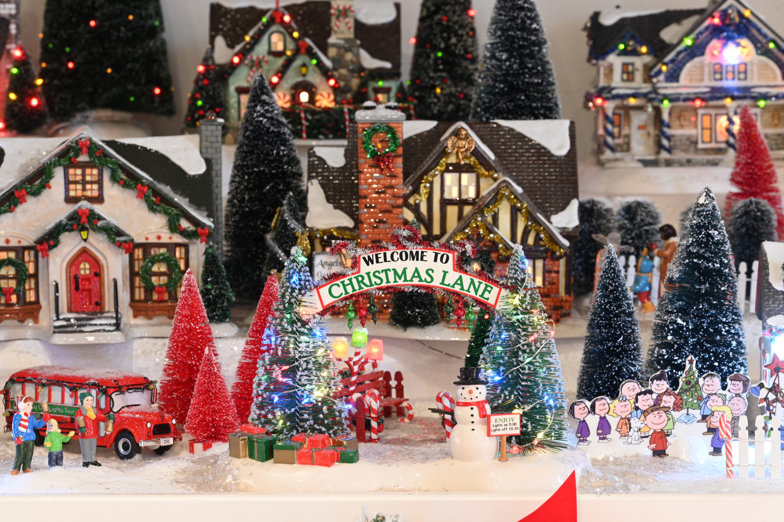 Enesco Gift Shop and Gallery Featuring Department 56 | Memphis Travel