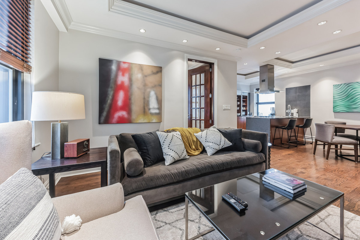 Book This 2-Bed on Airbnb