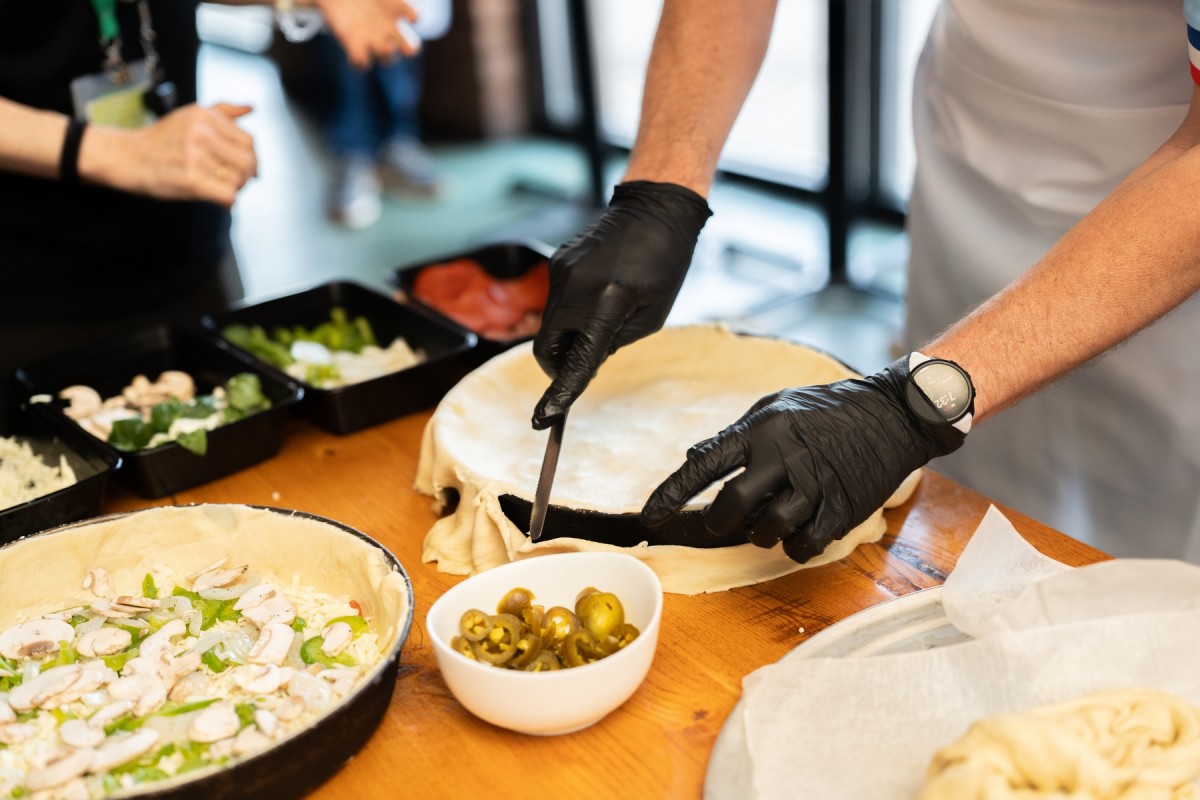Interactive Culinary Experience (Stuffed Pizza)