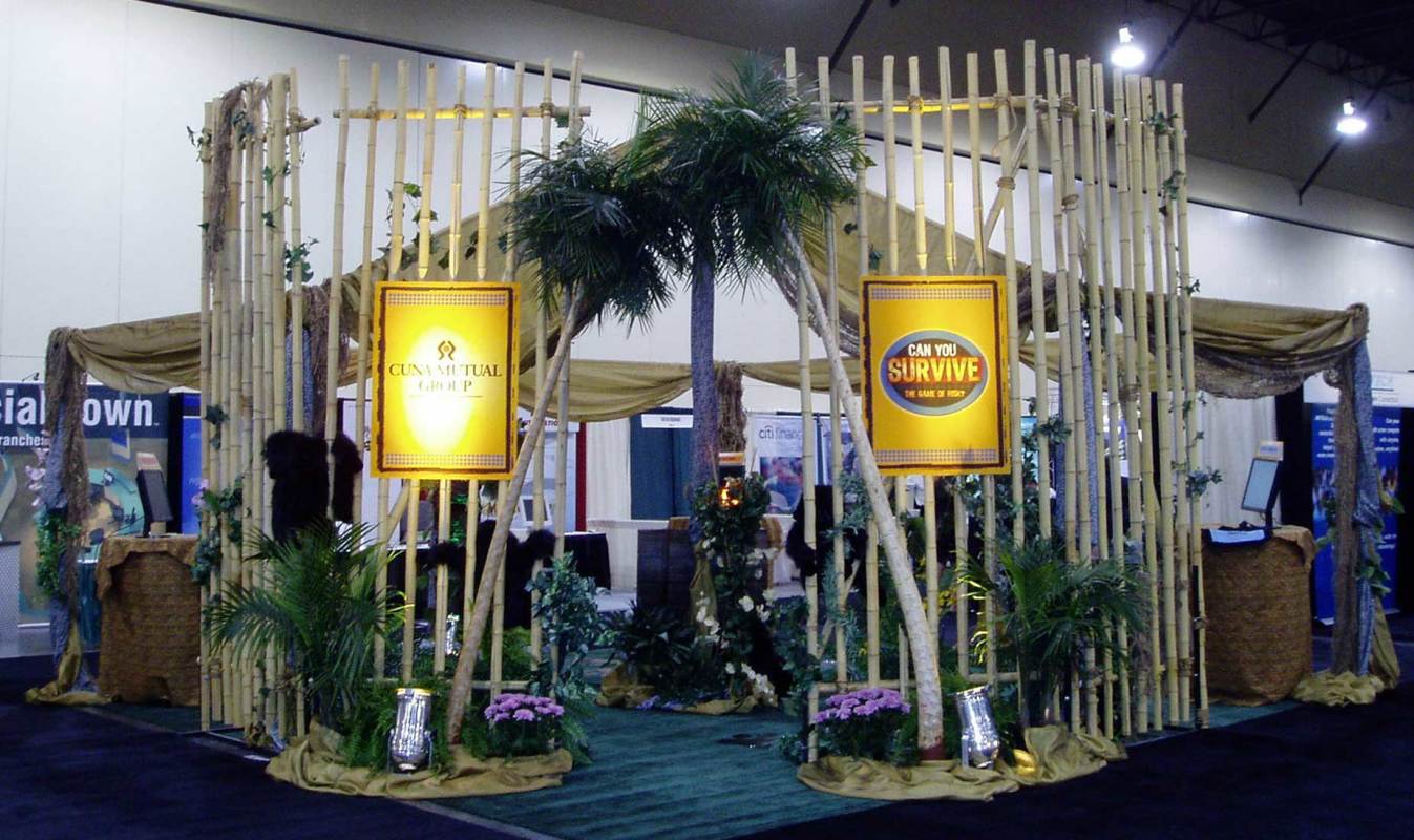 CUNA Mutual booth-front.jpg