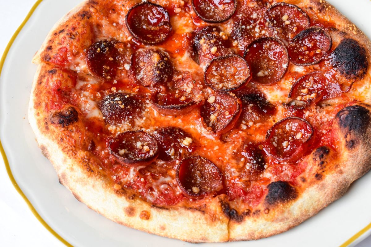 Hot Honey Pepperoni Pizette