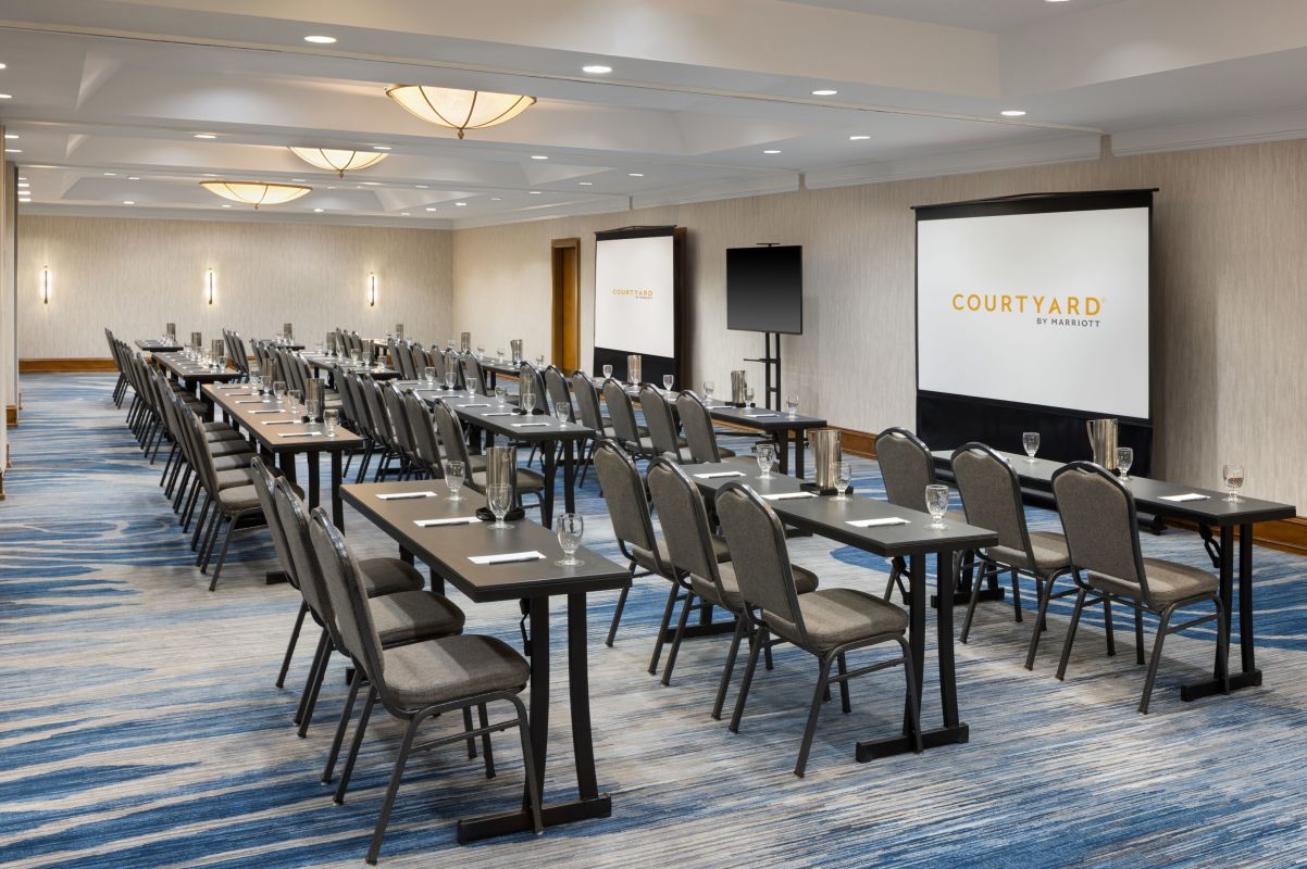 Full Ballroom (2,160 Sq. Ft.)