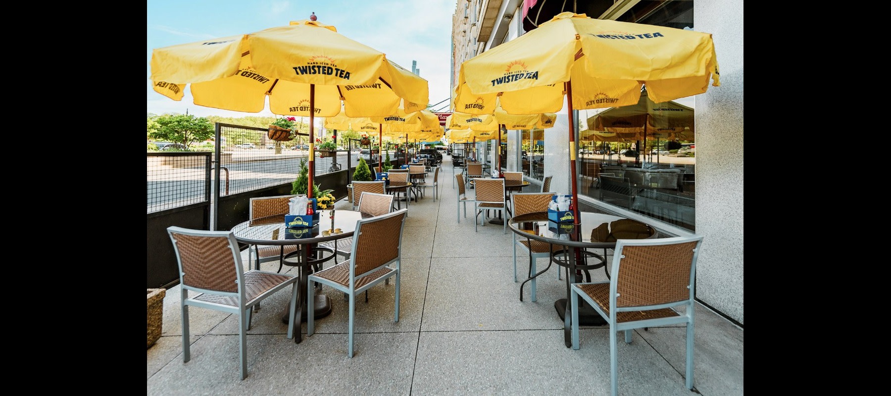 Outdoor Cafe