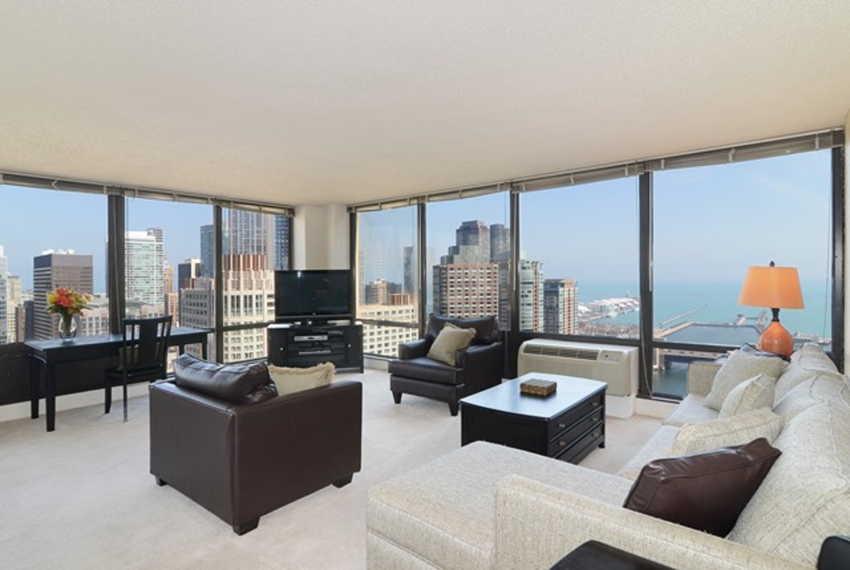 Columbus Plaza - 2 bedroom suite