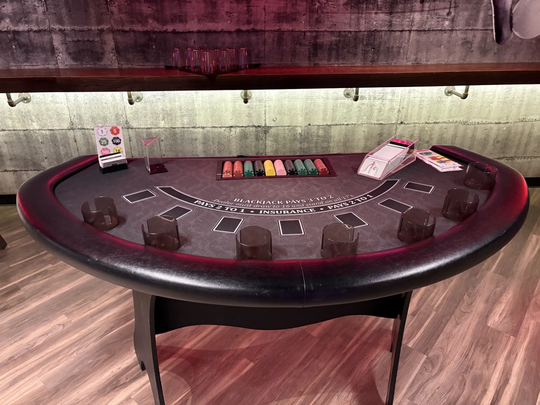 Blackjack Table