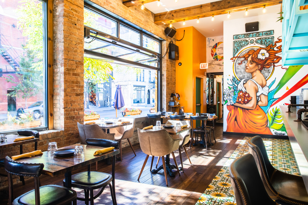 La Lunita Dinning Area