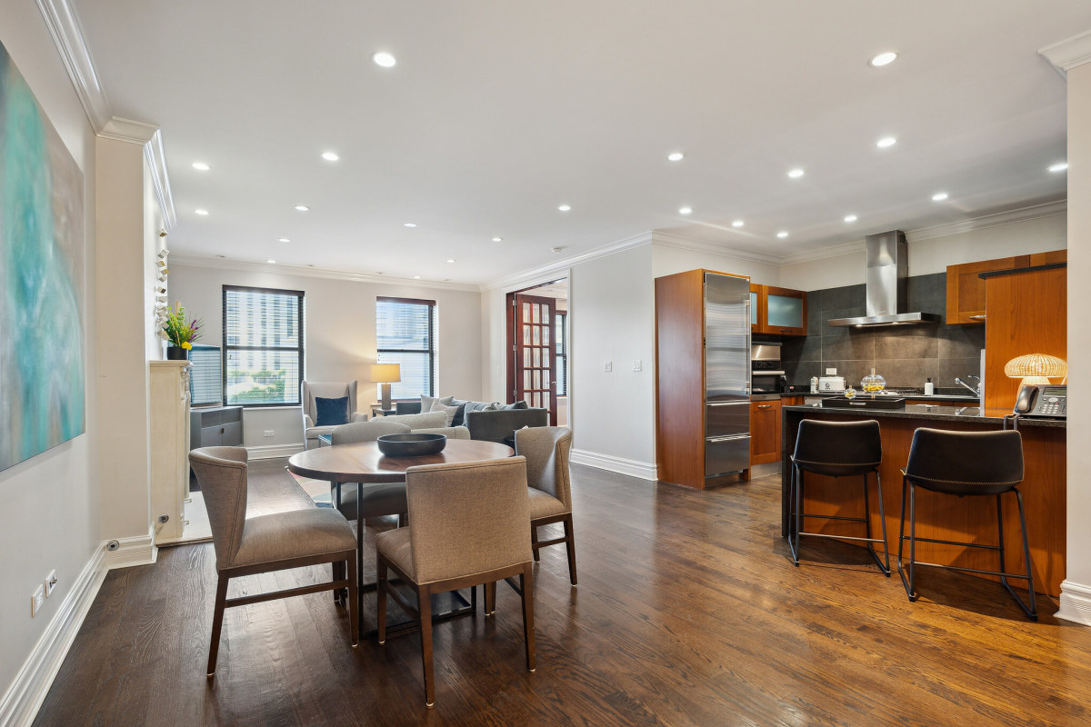 Furnished 2 Bed | 2.5 Baths