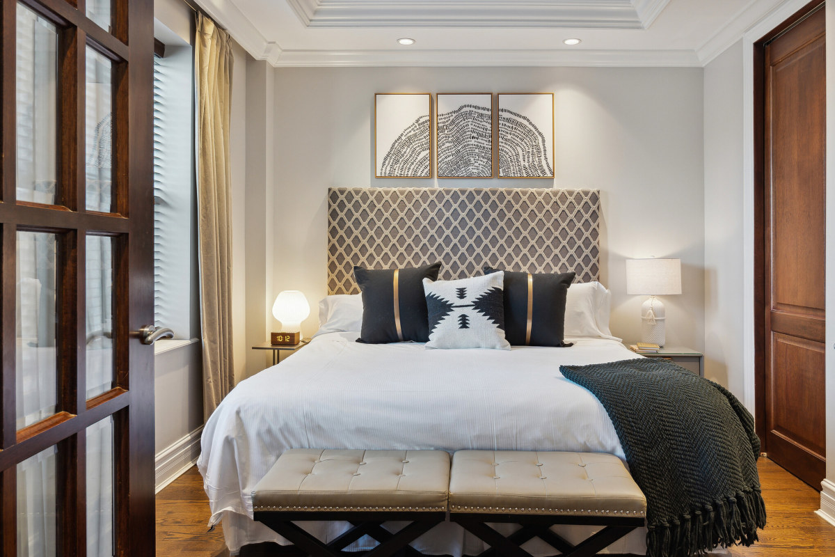 Furnished 2 Bed | 2.5 Baths (Primary)