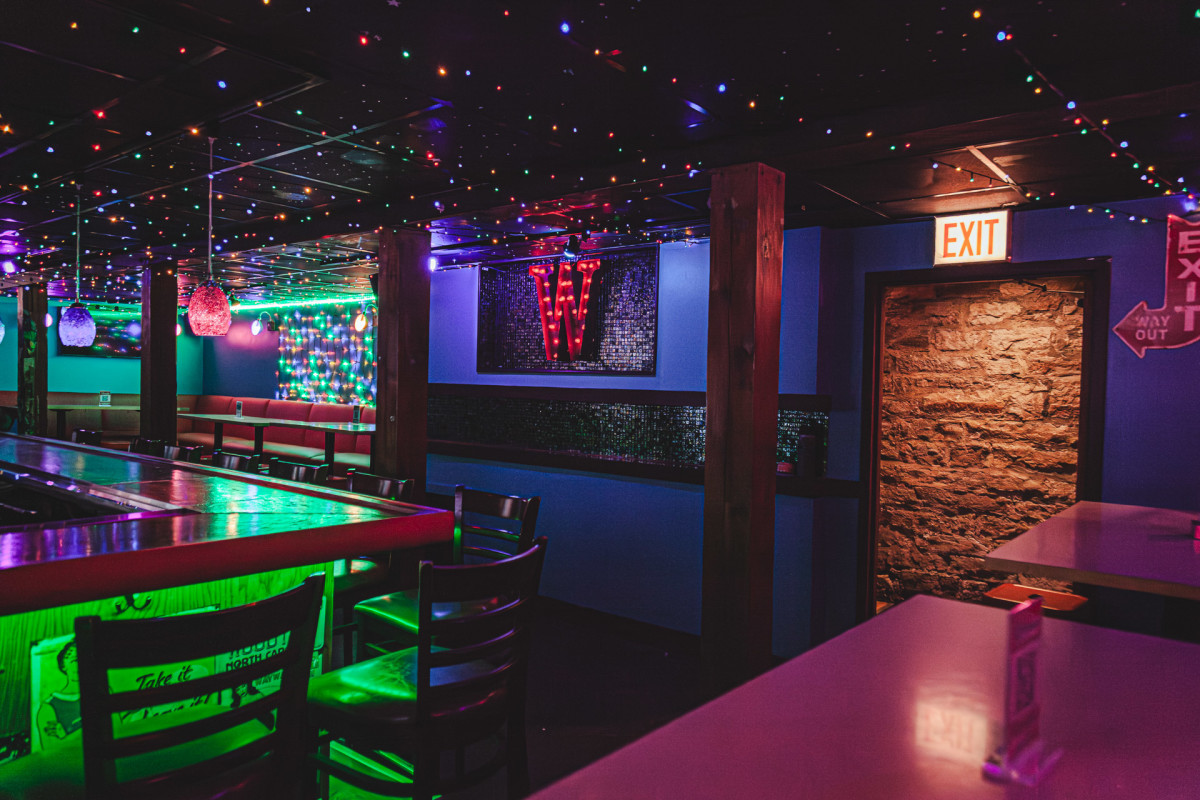 Woodie's Underground Lounge