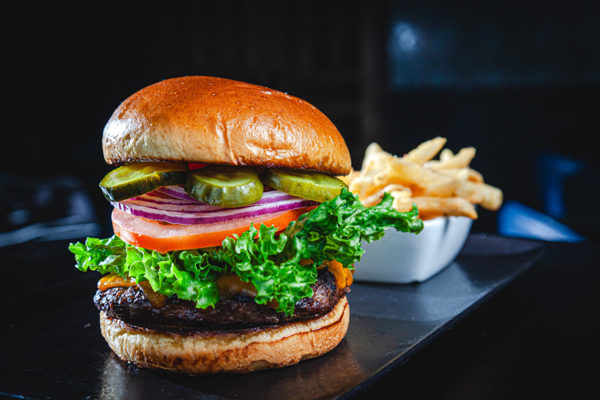 Classic Cheeseburger