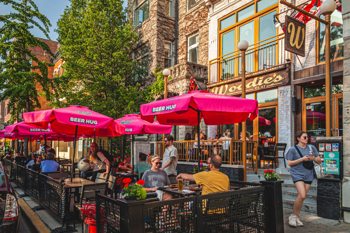 Woodie's Flat in Old Town with outdoor Patio